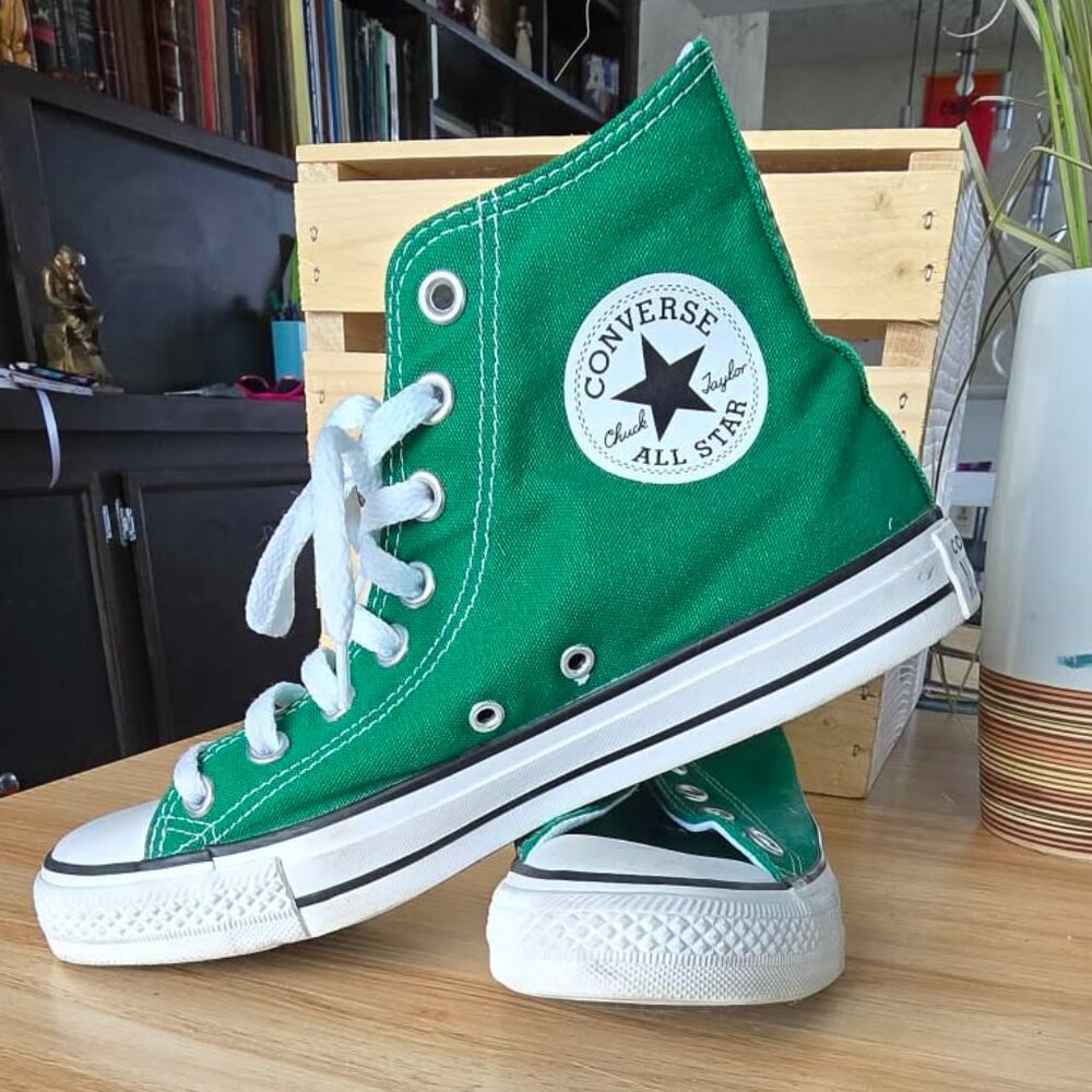Green Converse All--Stars